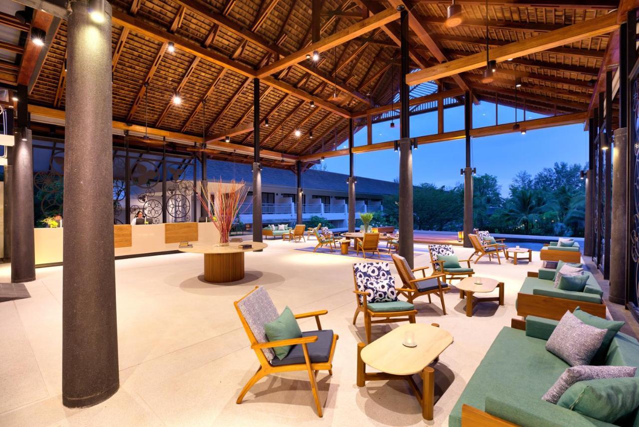 Outrigger Khao Lak Beach Resort - Sha Extra Plus Luaran gambar The lobby at the resort